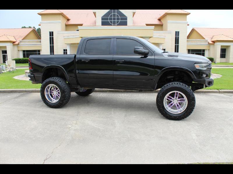 RAM 1500 Laramie Crew Cab SWB 4WD 2019