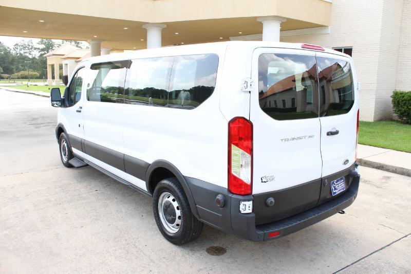 Ford Transit 350 Wagon Low Roof XL w/Sliding Pass. 148-in. WB 2020