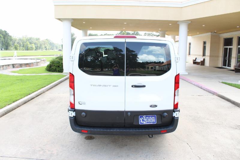 Ford Transit 350 Wagon Low Roof XL w/Sliding Pass. 148-in. WB 2020