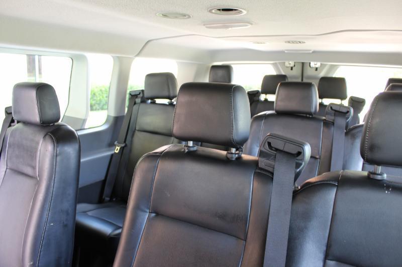 Ford Transit 350 Wagon Low Roof XL w/Sliding Pass. 148-in. WB 2020