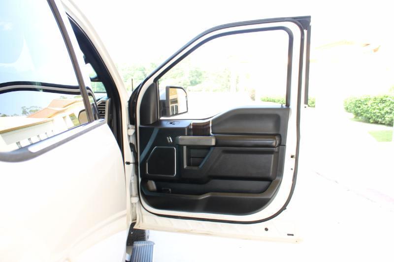 Ford F-150 Platinum SuperCrew 6.5-ft. Bed 4WD 2015