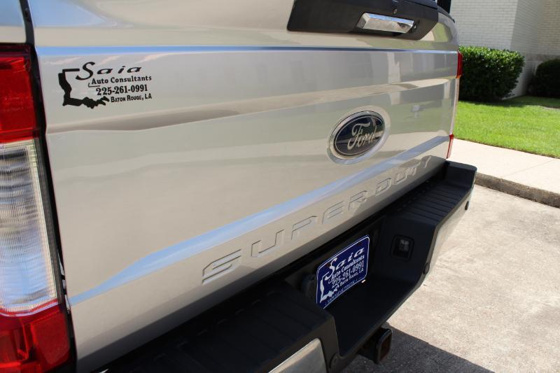 Ford F-250 SD Lariat Crew Cab 4WD 2017