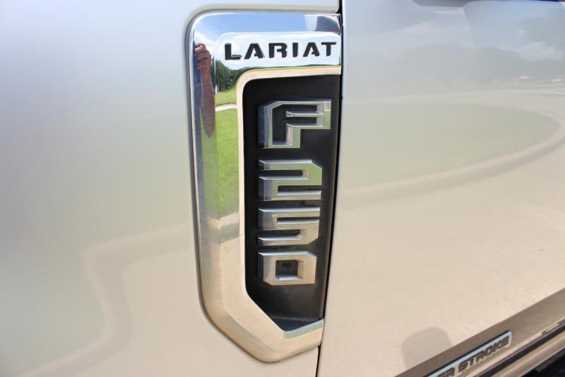 Ford F-250 SD Lariat Crew Cab 4WD 2017