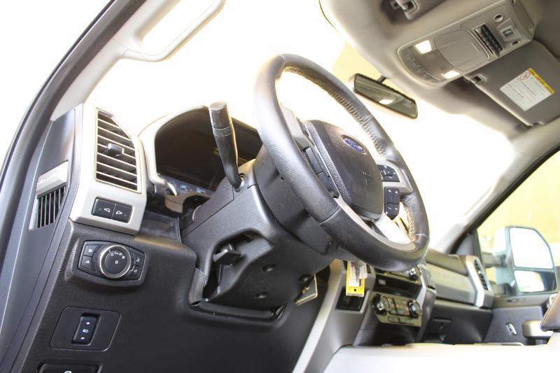 Ford F-250 SD Lariat Crew Cab 4WD 2017