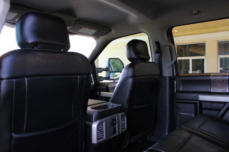 Ford F-250 SD Lariat Crew Cab 4WD 2017