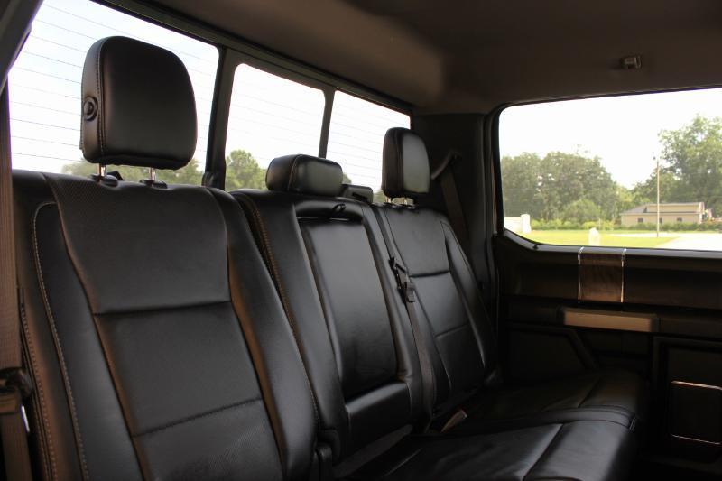 Ford F-250 SD Lariat Crew Cab 4WD 2017