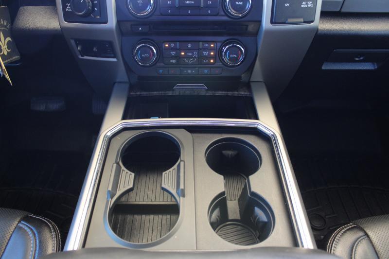Ford F-250 SD Lariat Crew Cab 4WD 2017