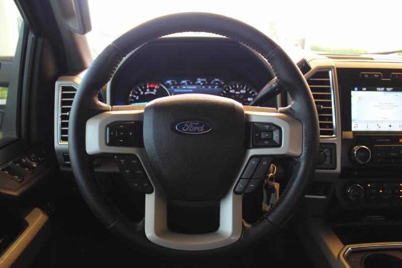 Ford F-250 SD Lariat Crew Cab 4WD 2017