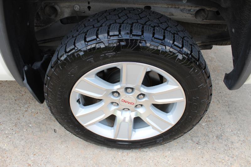 GMC Sierra 1500 SLE Crew Cab 2WD 2014