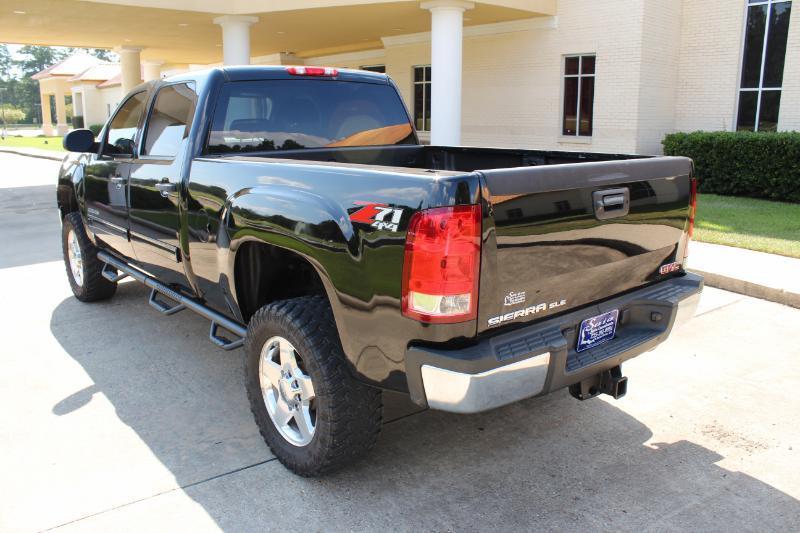 GMC Sierra 2500HD SLE Crew Cab 4WD 2014