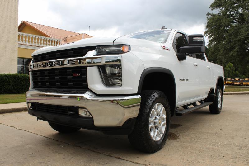 Chevrolet Silverado 2500HD LT Crew Cab Short Box 4WD 2022