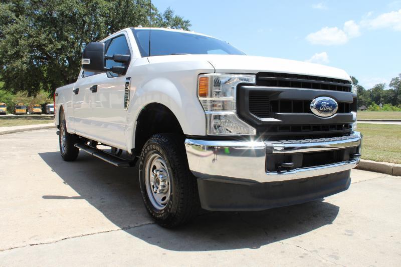 Ford F-250 SD XL Crew Cab 4WD 2022