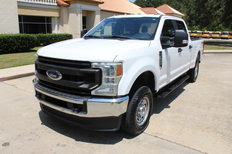 Ford F-250 SD XL Crew Cab 4WD 2022