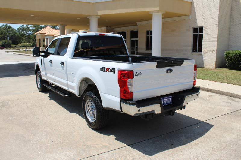 Ford F-250 SD XL Crew Cab 4WD 2022