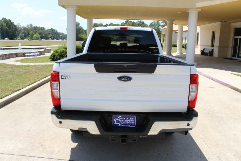 Ford F-250 SD XL Crew Cab 4WD 2022