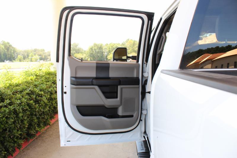 Ford F-250 SD XL Crew Cab 4WD 2022