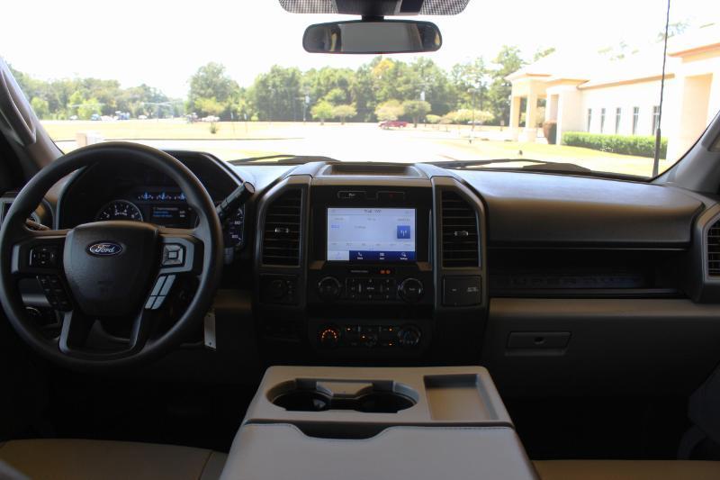 Ford F-250 SD XL Crew Cab 4WD 2022