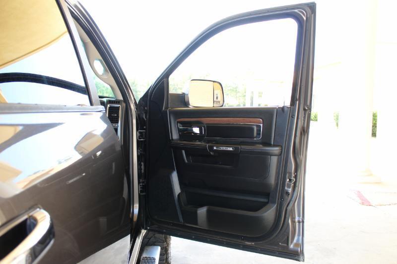 RAM 2500 Laramie Crew Cab SWB 4WD 2014
