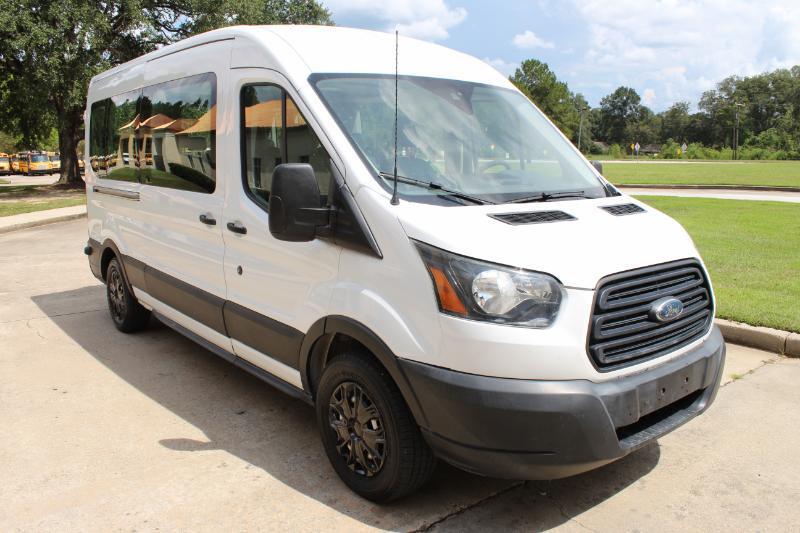 Ford Transit 350 Wagon Med. Roof XL w/Sliding Pass. 148-in. WB 2019