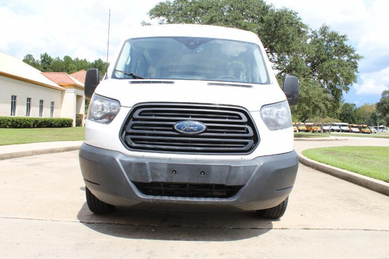Ford Transit 350 Wagon Med. Roof XL w/Sliding Pass. 148-in. WB 2019