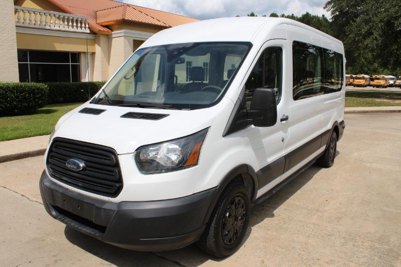 Ford Transit 350 Wagon Med. Roof XL w/Sliding Pass. 148-in. WB 2019
