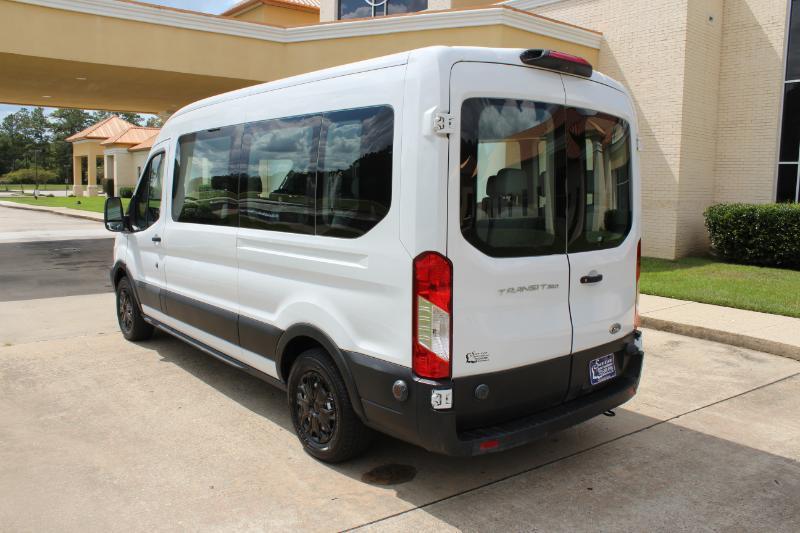 Ford Transit 350 Wagon Med. Roof XL w/Sliding Pass. 148-in. WB 2019