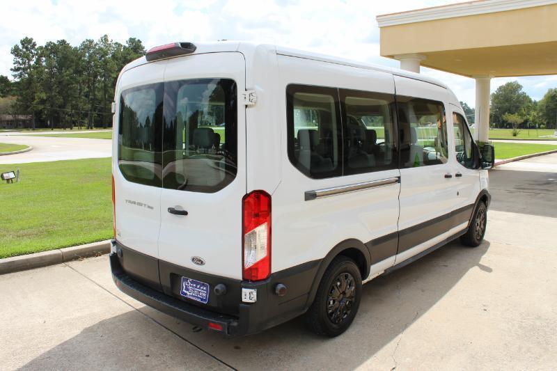 Ford Transit 350 Wagon Med. Roof XL w/Sliding Pass. 148-in. WB 2019