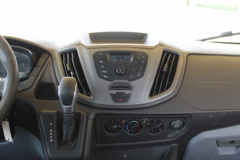 Ford Transit 350 Wagon Med. Roof XL w/Sliding Pass. 148-in. WB 2019