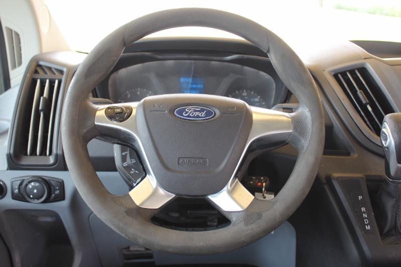 Ford Transit 350 Wagon Med. Roof XL w/Sliding Pass. 148-in. WB 2019