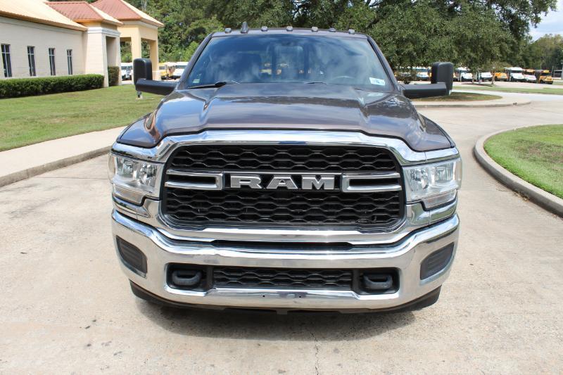 RAM 3500 Tradesman Crew Cab 4WD DRW 2021