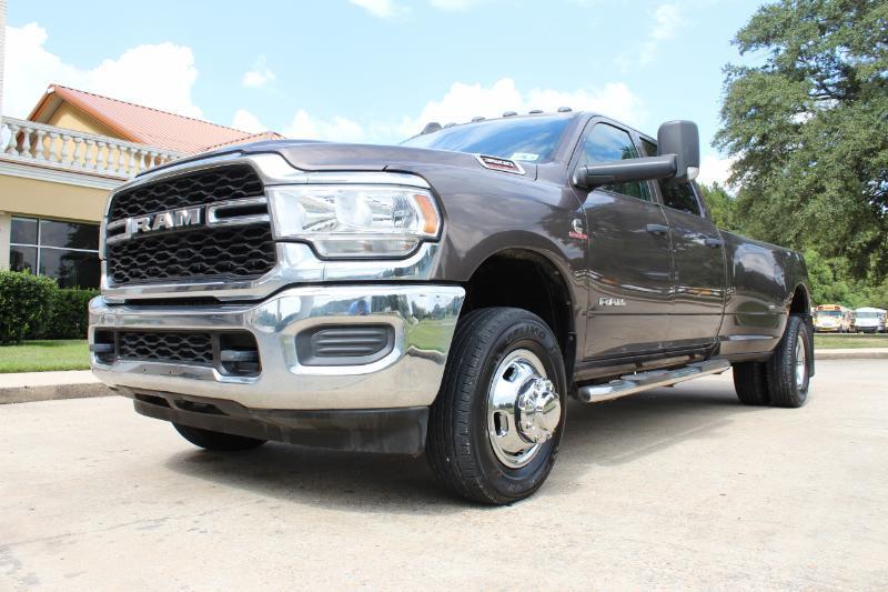 RAM 3500 Tradesman Crew Cab 4WD DRW 2021