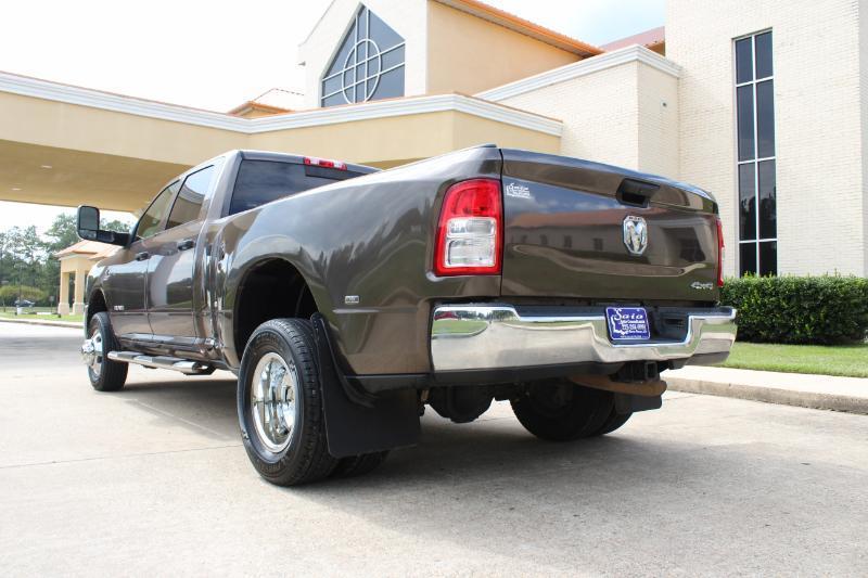 RAM 3500 Tradesman Crew Cab 4WD DRW 2021