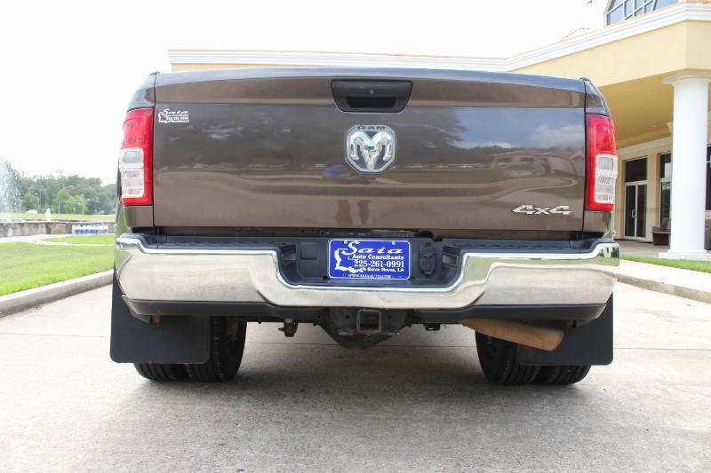 RAM 3500 Tradesman Crew Cab 4WD DRW 2021