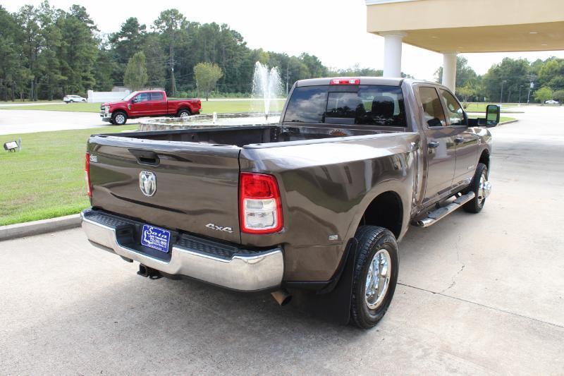 RAM 3500 Tradesman Crew Cab 4WD DRW 2021