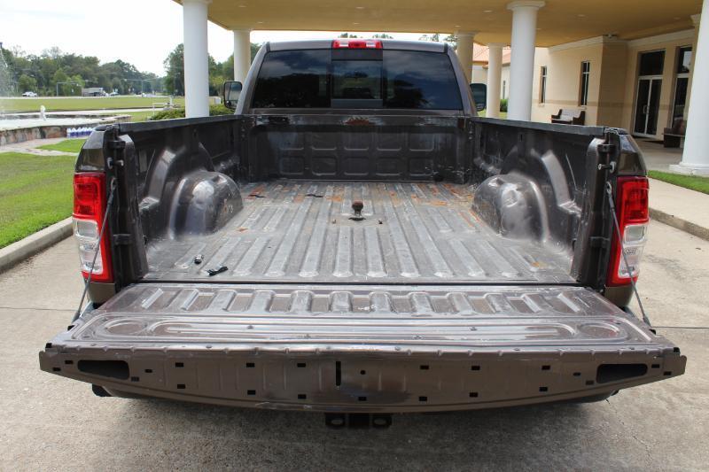 RAM 3500 Tradesman Crew Cab 4WD DRW 2021
