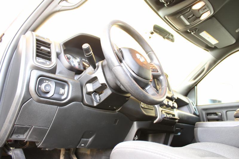 RAM 3500 Tradesman Crew Cab 4WD DRW 2021
