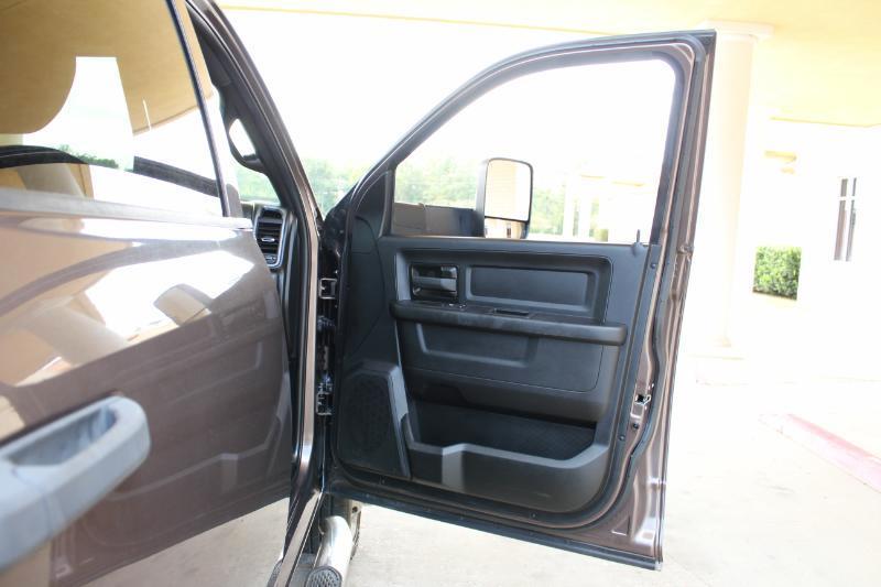 RAM 3500 Tradesman Crew Cab 4WD DRW 2021