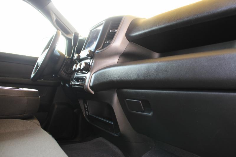 RAM 3500 Tradesman Crew Cab 4WD DRW 2021