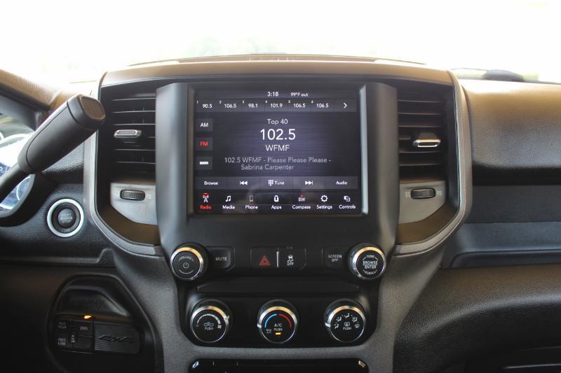 RAM 3500 Tradesman Crew Cab 4WD DRW 2021