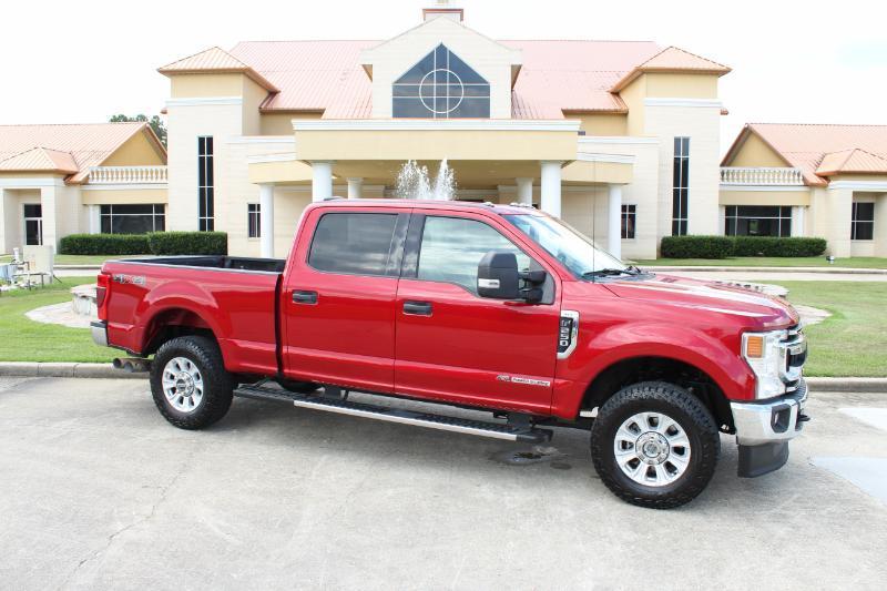 Ford F-250 SD XLT Crew Cab 4WD 2021
