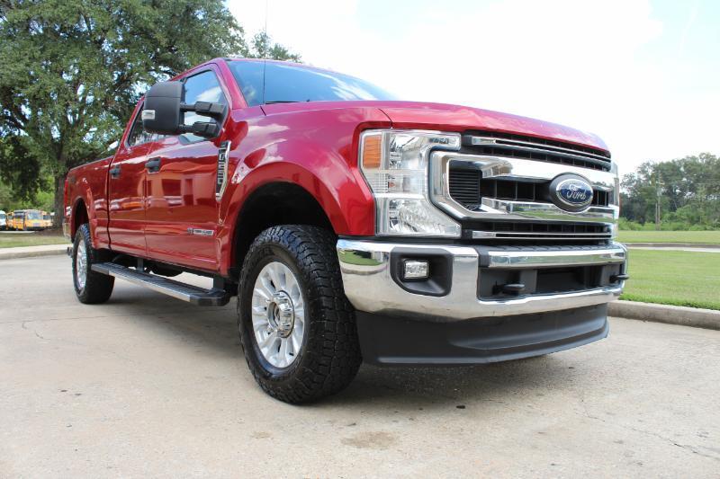 Ford F-250 SD XLT Crew Cab 4WD 2021