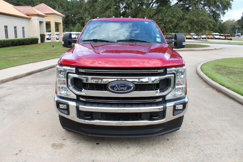 Ford F-250 SD XLT Crew Cab 4WD 2021