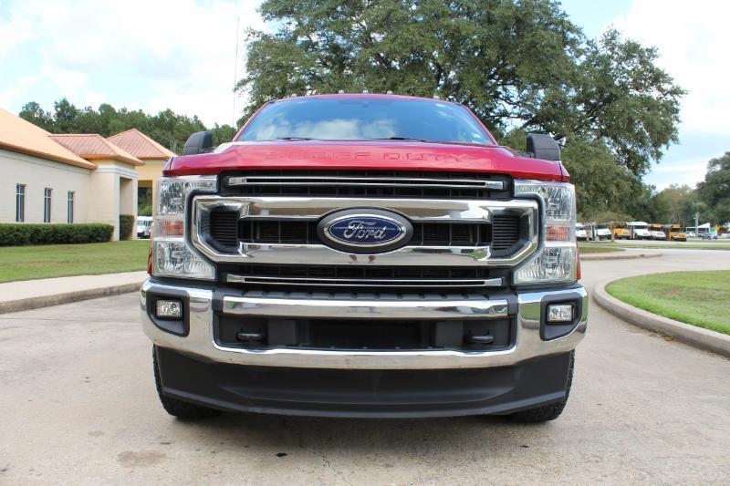 Ford F-250 SD XLT Crew Cab 4WD 2021