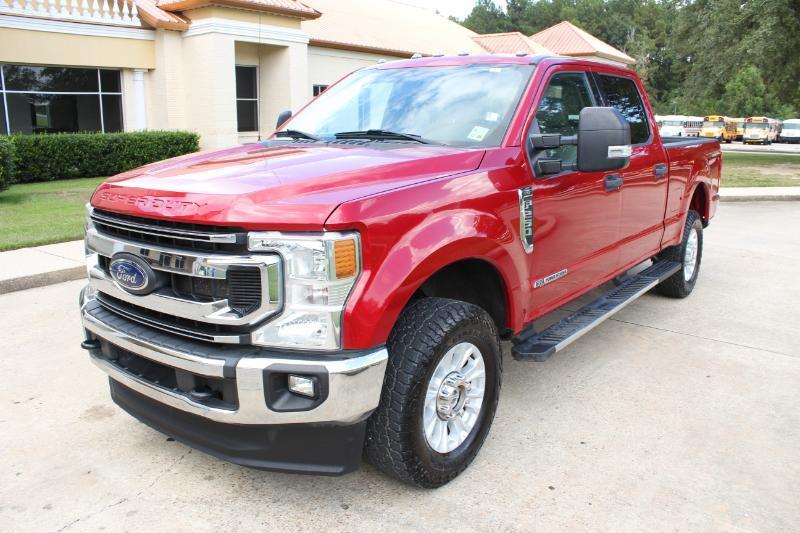 Ford F-250 SD XLT Crew Cab 4WD 2021