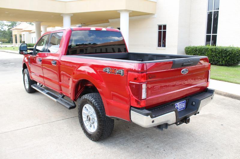 Ford F-250 SD XLT Crew Cab 4WD 2021