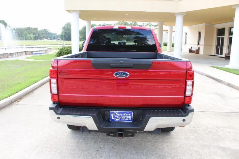 Ford F-250 SD XLT Crew Cab 4WD 2021