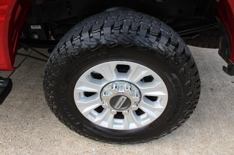 Ford F-250 SD XLT Crew Cab 4WD 2021