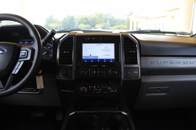 Ford F-250 SD XLT Crew Cab 4WD 2021