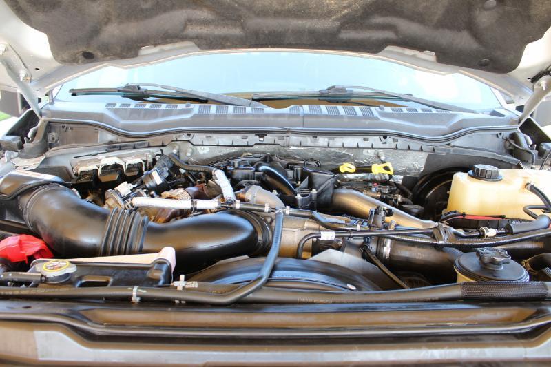 Ford F-250 SD Lariat Crew Cab 4WD 2017