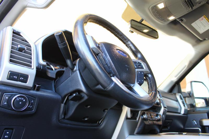 Ford F-250 SD Lariat Crew Cab 4WD 2017